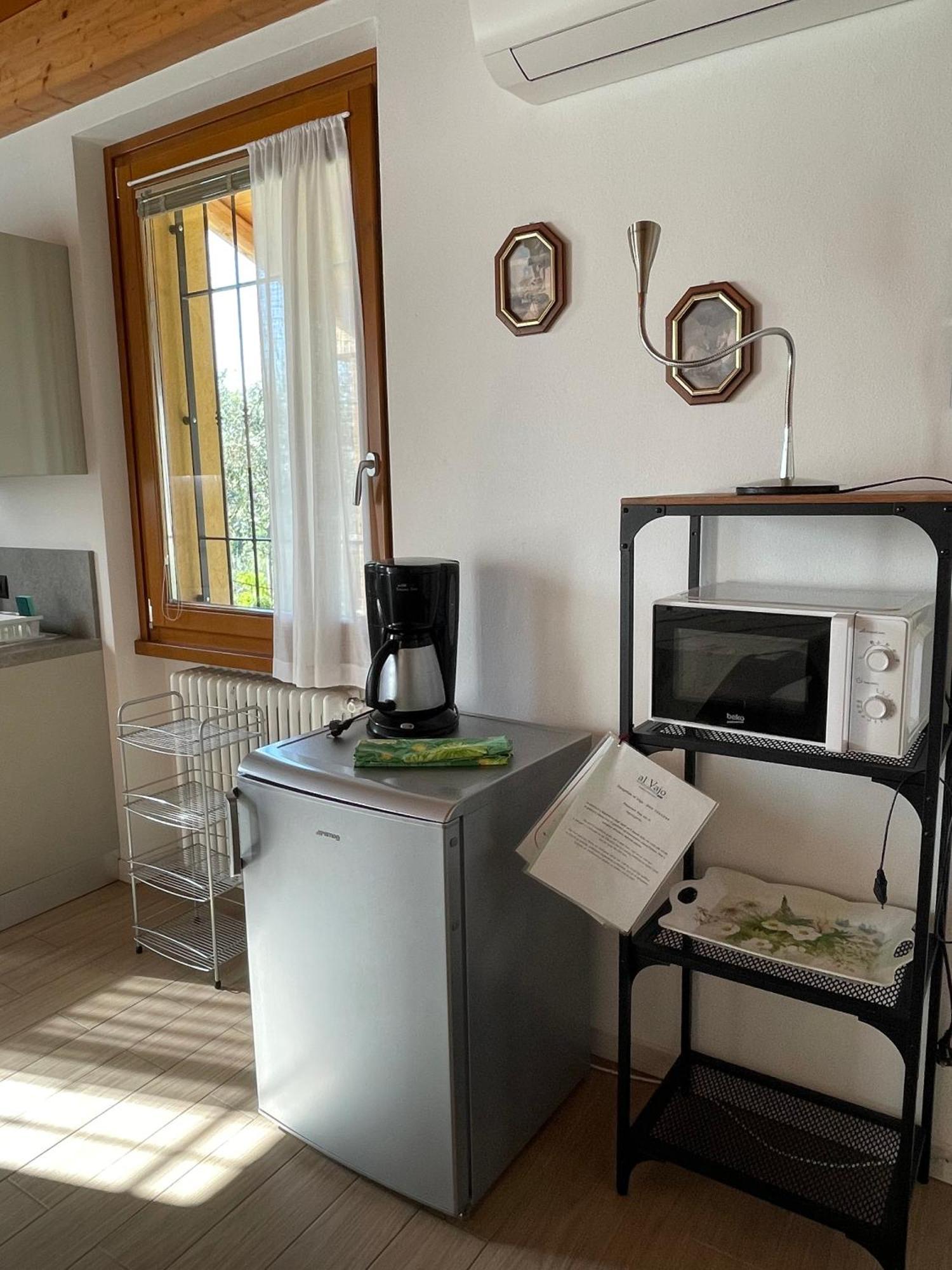 Al Vajo Dependance - Apartments-Zimmer Lazise Bagian luar foto