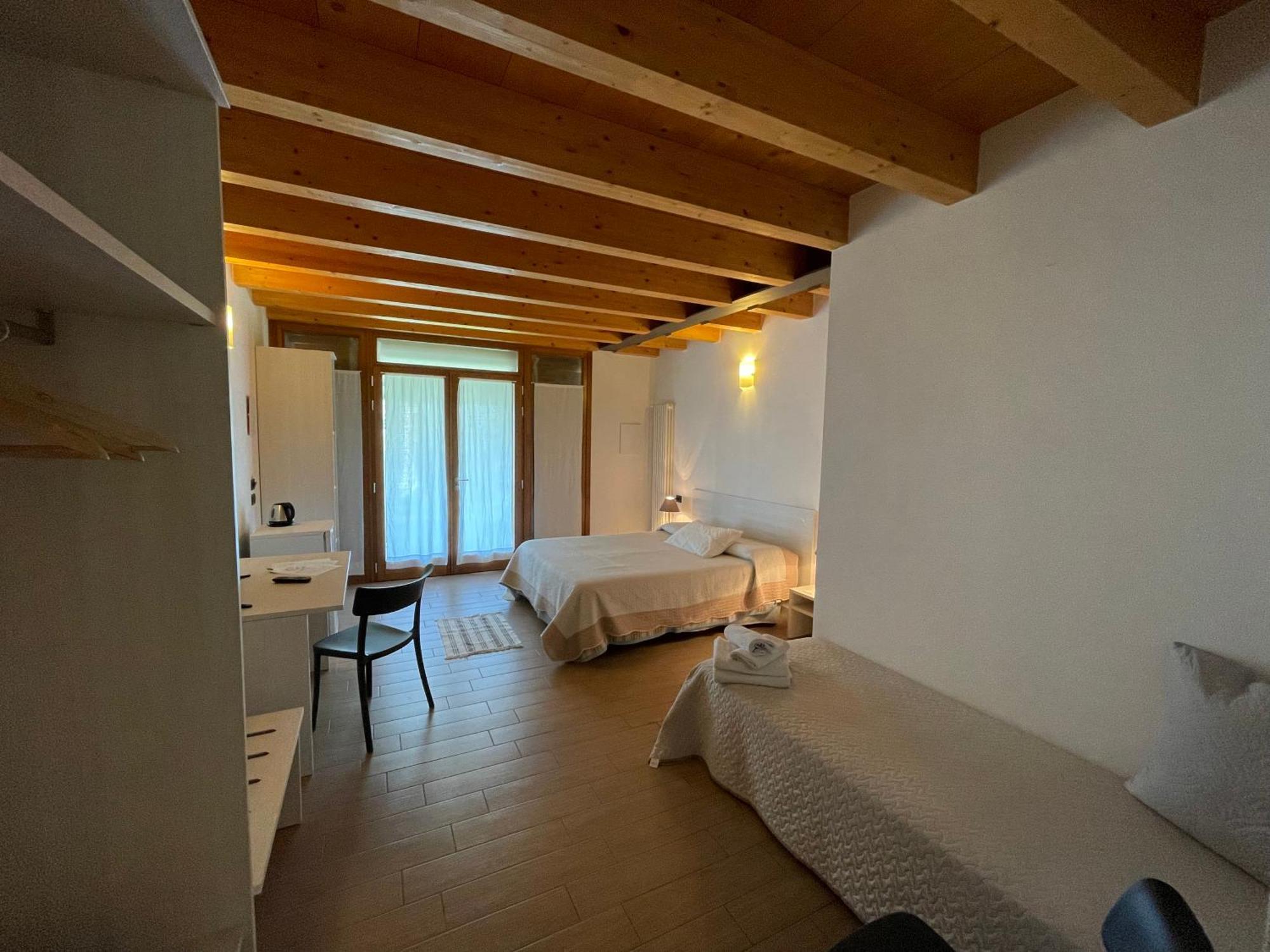 Al Vajo Dependance - Apartments-Zimmer Lazise Bagian luar foto