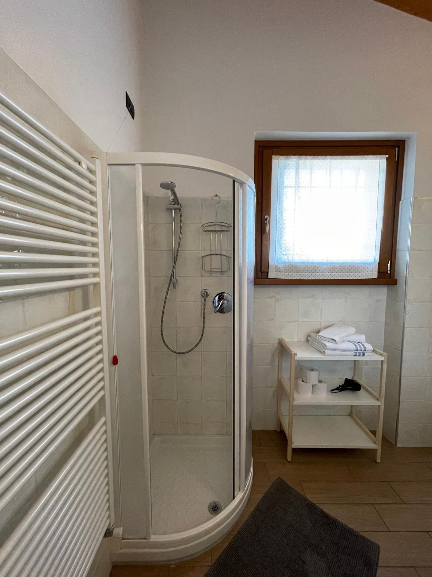Al Vajo Dependance - Apartments-Zimmer Lazise Bagian luar foto