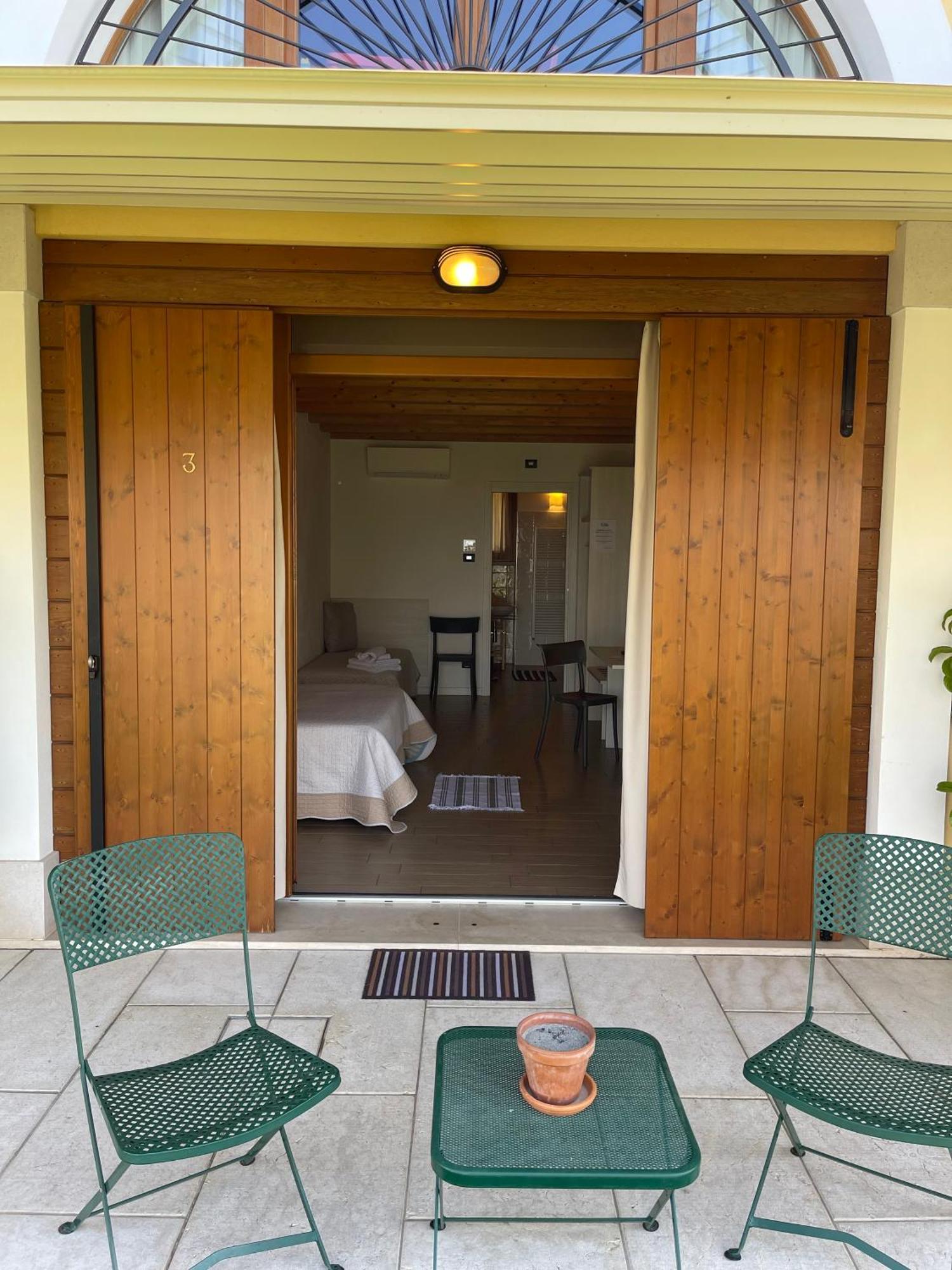 Al Vajo Dependance - Apartments-Zimmer Lazise Bagian luar foto