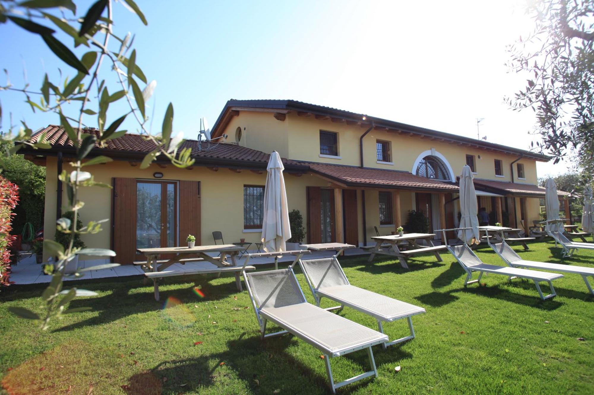 Al Vajo Dependance - Apartments-Zimmer Lazise Bagian luar foto