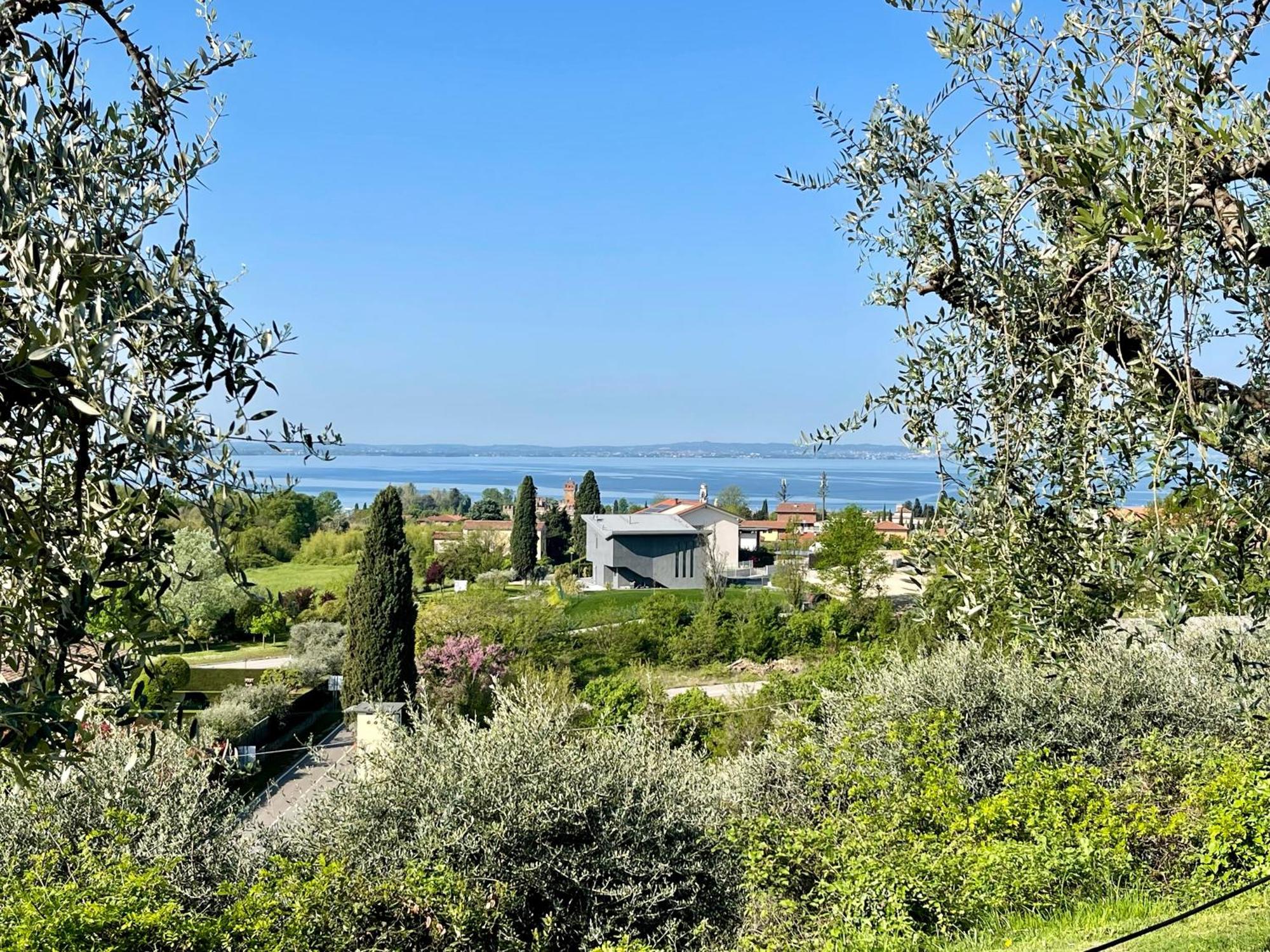 Al Vajo Dependance - Apartments-Zimmer Lazise Bagian luar foto